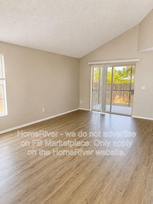 2682 Rachel Ct - Photo 3 of 15