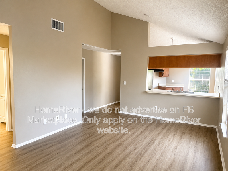 2682 Rachel Ct - Photo 5 of 15