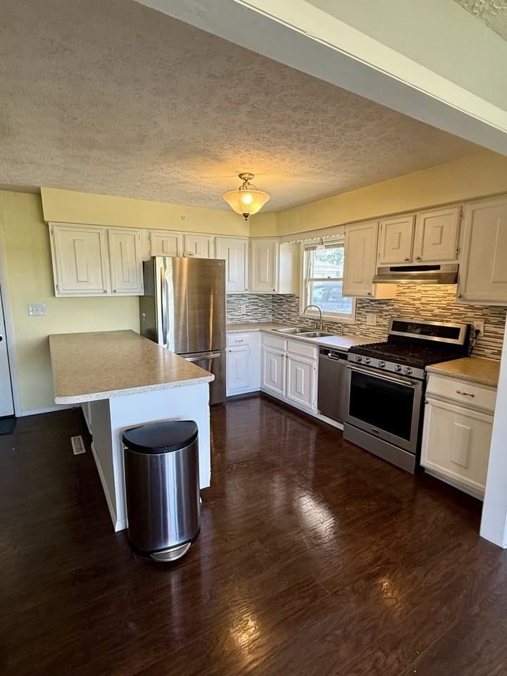 1843 N County Road 650 W #1 - Photo 2 of 7