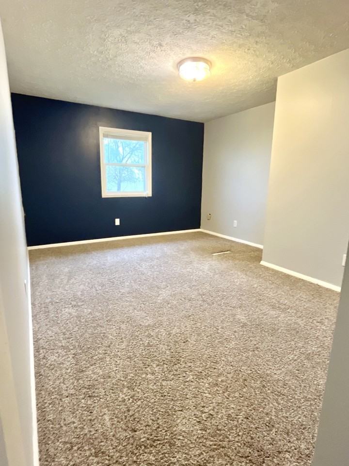 1843 N County Road 650 W #1 - Photo 6 of 7