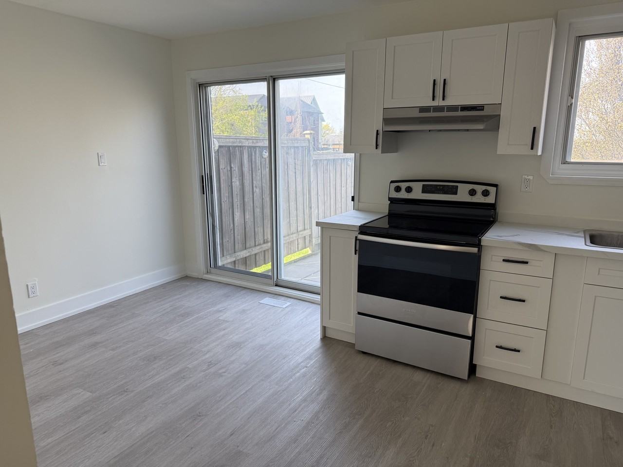 1240 Ilona Park Rd #18 - Photo 7 of 19