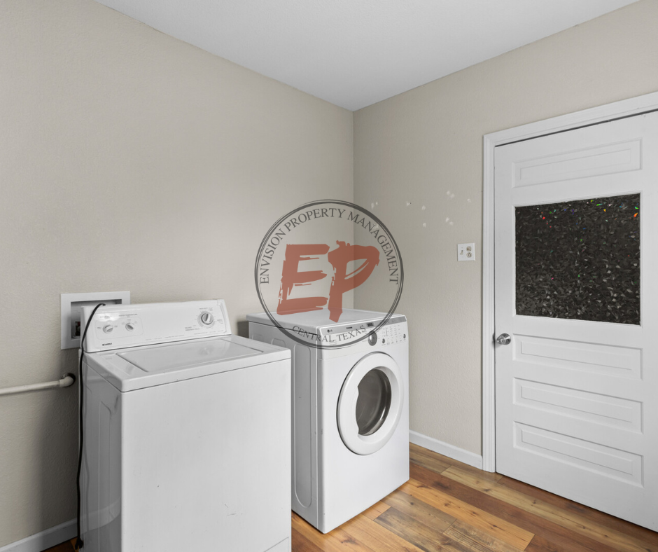 770 W 6th St #1 - Photo 5 of 10