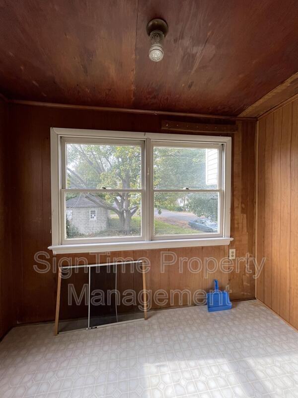 825 Hamilton Blvd #B - Photo 6 of 16