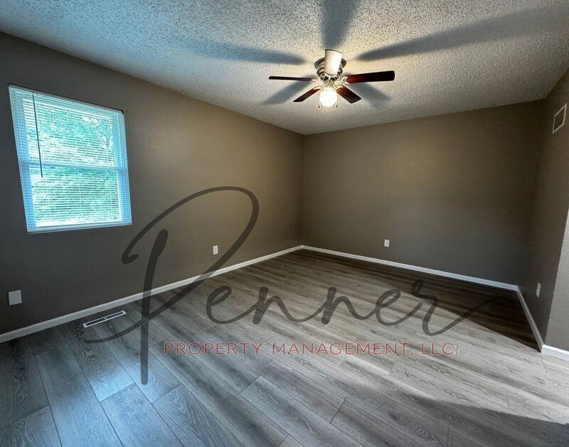 809 Nw 36th Street Ter - Photo 7 of 12