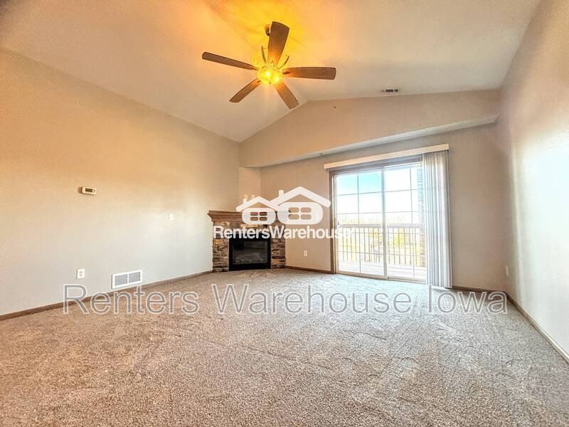 2000 Meadow Ct #204 - Photo 7 of 17