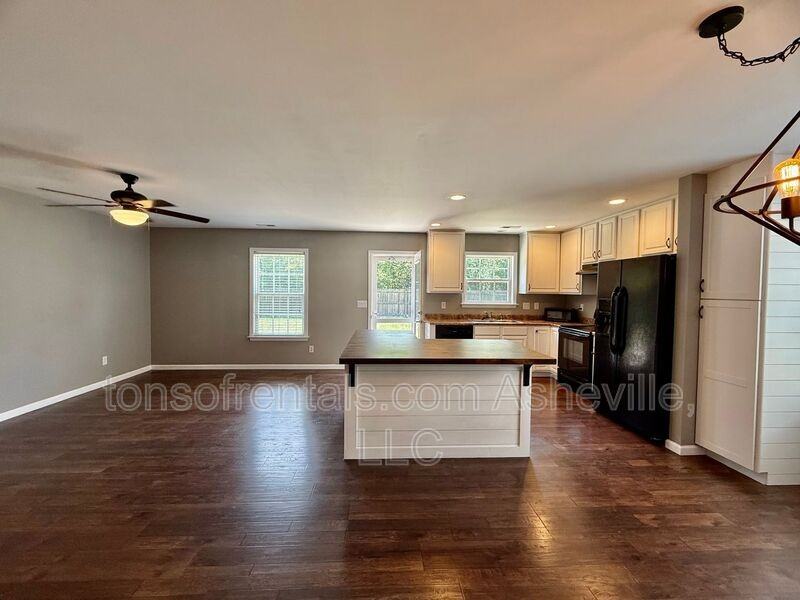 210 Mud Creek Rd - Photo 5 of 32