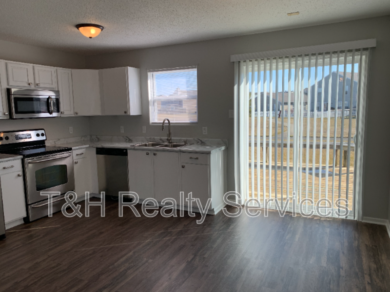 2905 Ludwig Dr - Photo 4 of 23