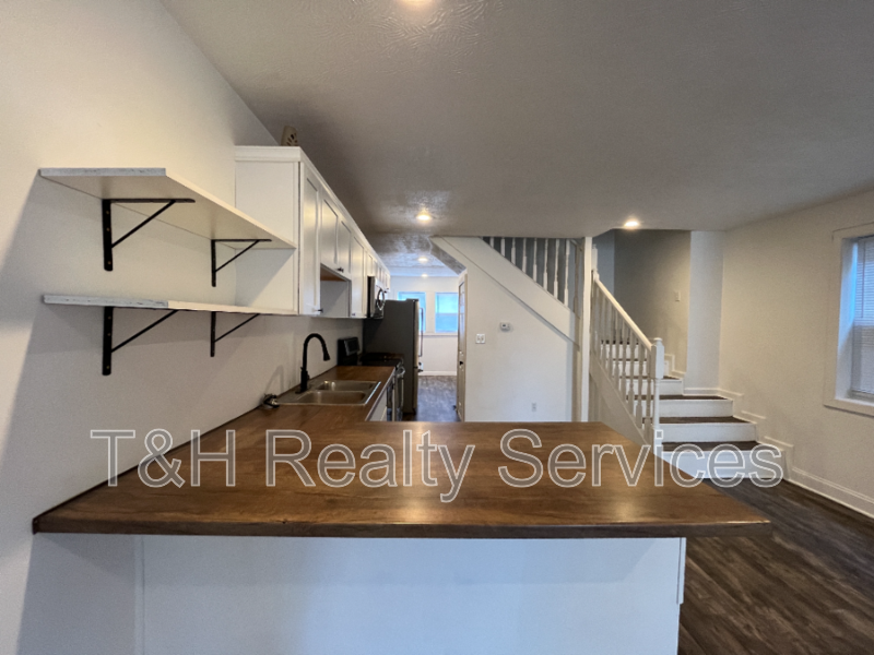 2921 N Delaware St - Photo 7 of 15