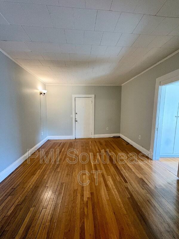79 Garfield Ave #1F - Photo 3 of 11