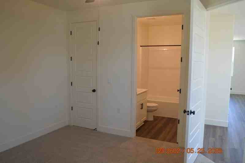 4735 Isabella Ct - Photo 3 of 30