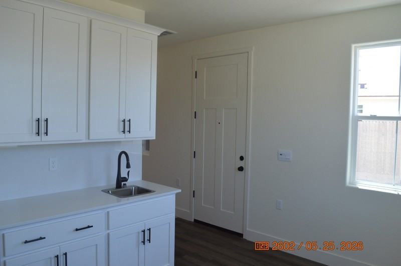 4735 Isabella Ct - Photo 5 of 30
