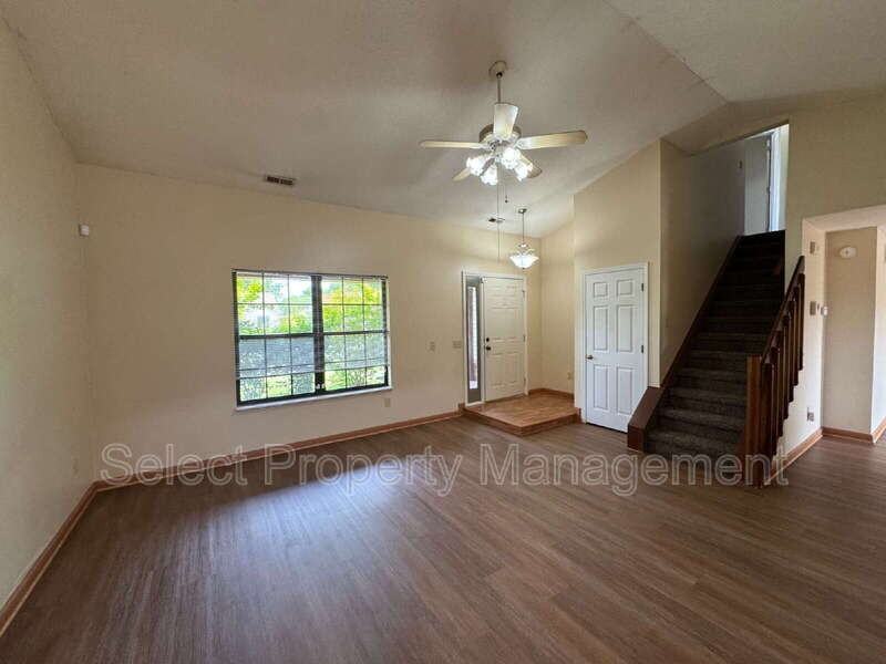 8422 Lionsgate Run - Photo 3 of 21