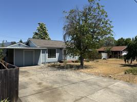 featured image of 220 Marion Ln