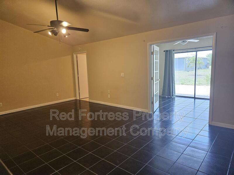 4114 Skyline Blvd - Photo 2 of 12