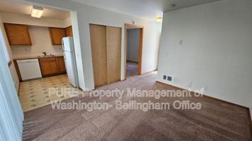 featured image of 3150 W Maplewood Ave #102