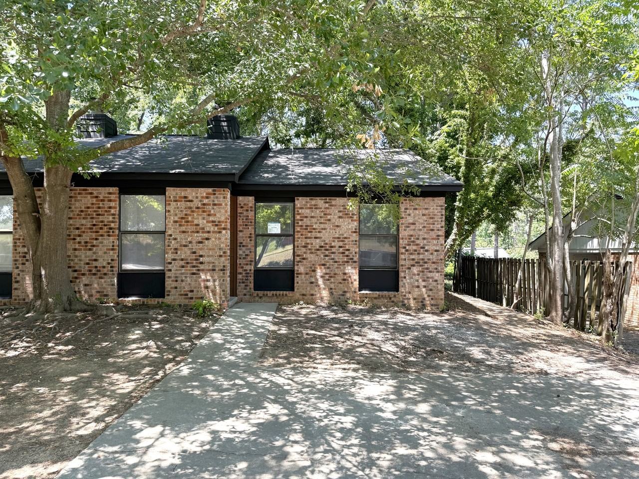 1725 Kathleen Dr #B
