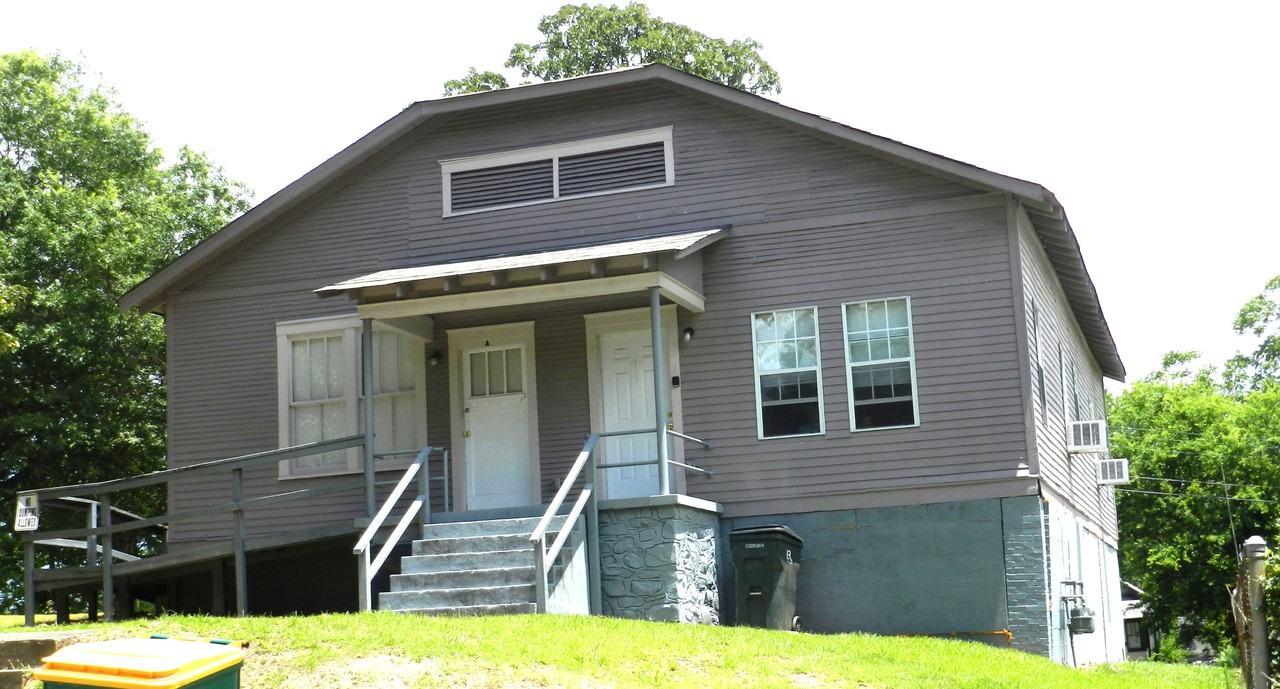1409 S Martin St #B - Photo 2 of 2