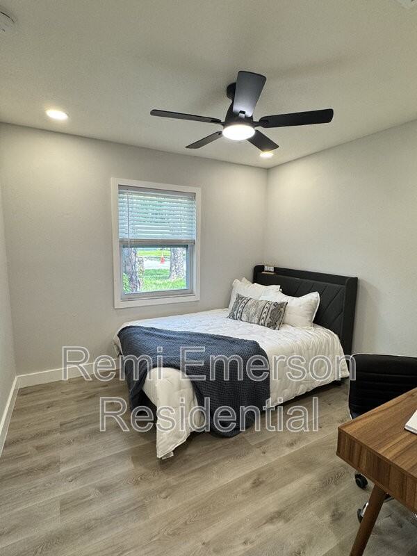 14120 Rutgers Ave - Photo 5 of 13