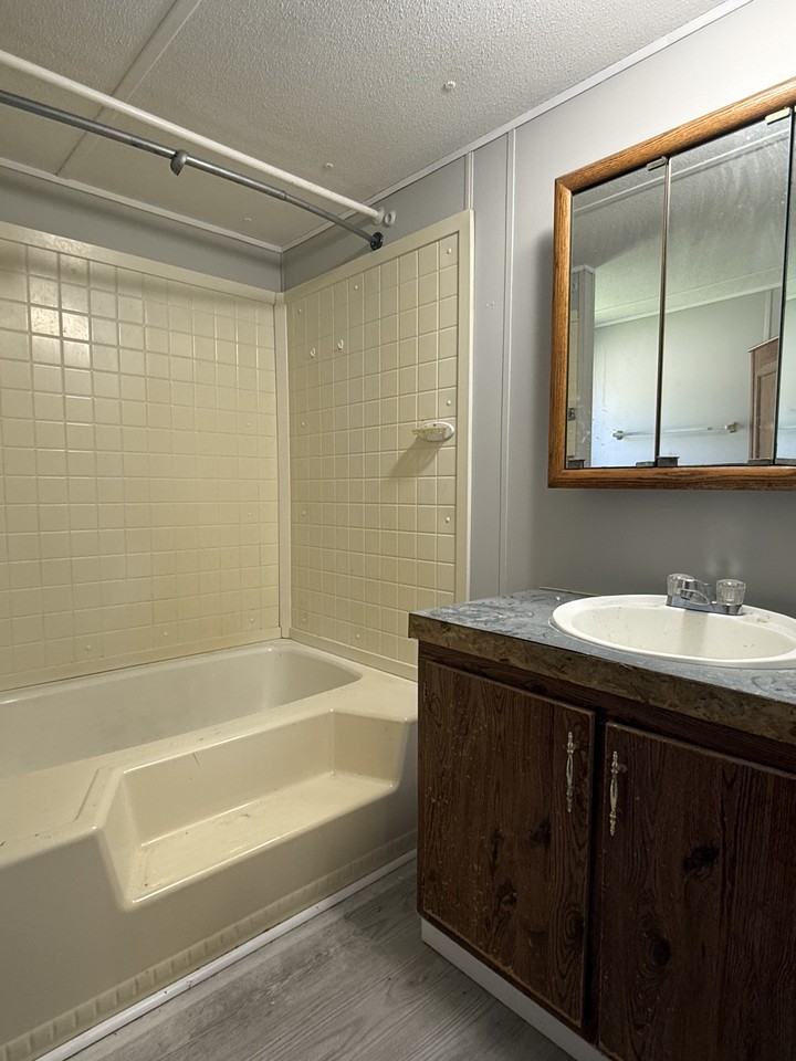 4617 Us Highway 60 W #1 - Photo 4 of 27