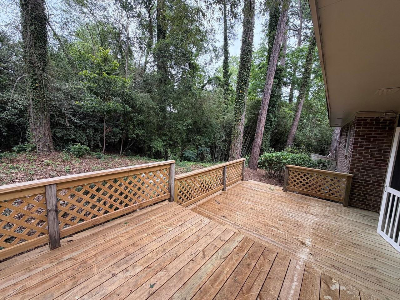 535 Godfrey Ln - Photo 5 of 7