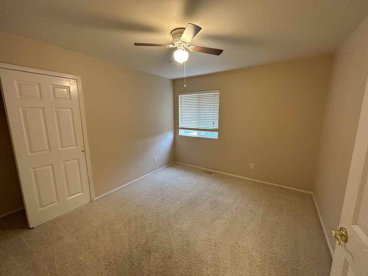 421 Talus Rd - Photo 6 of 35