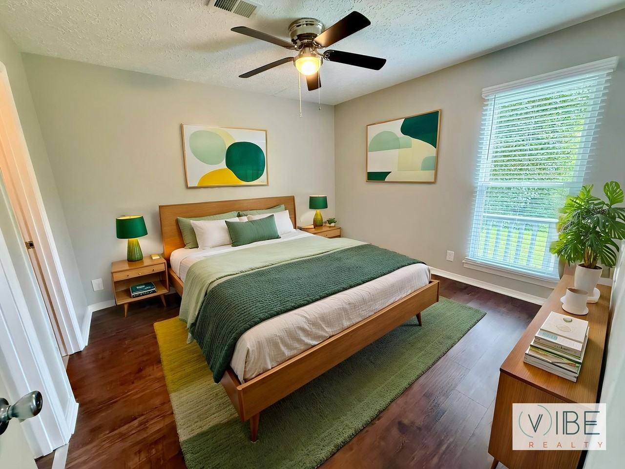 1010 Rachels Square Dr - Photo 4 of 22