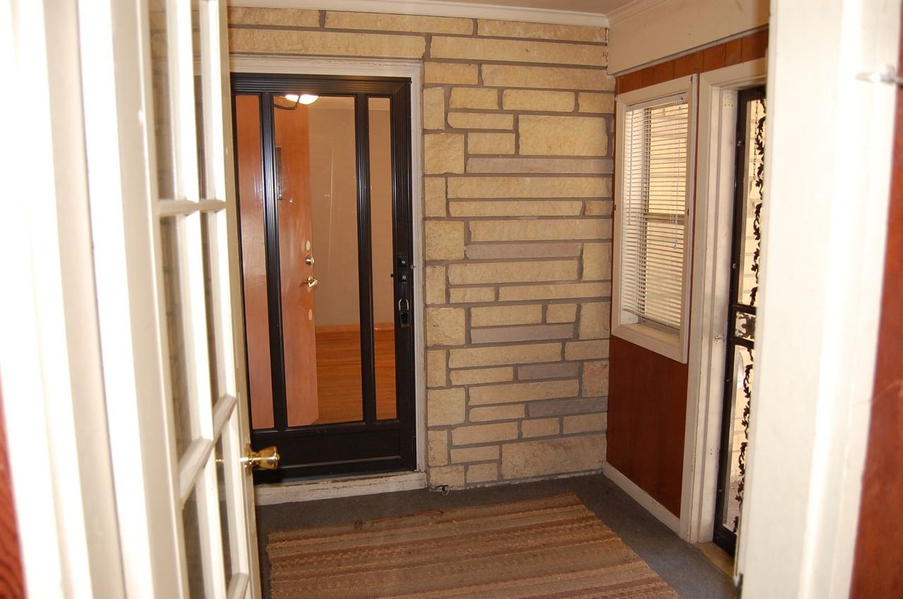 4232 B St - Photo 3 of 31