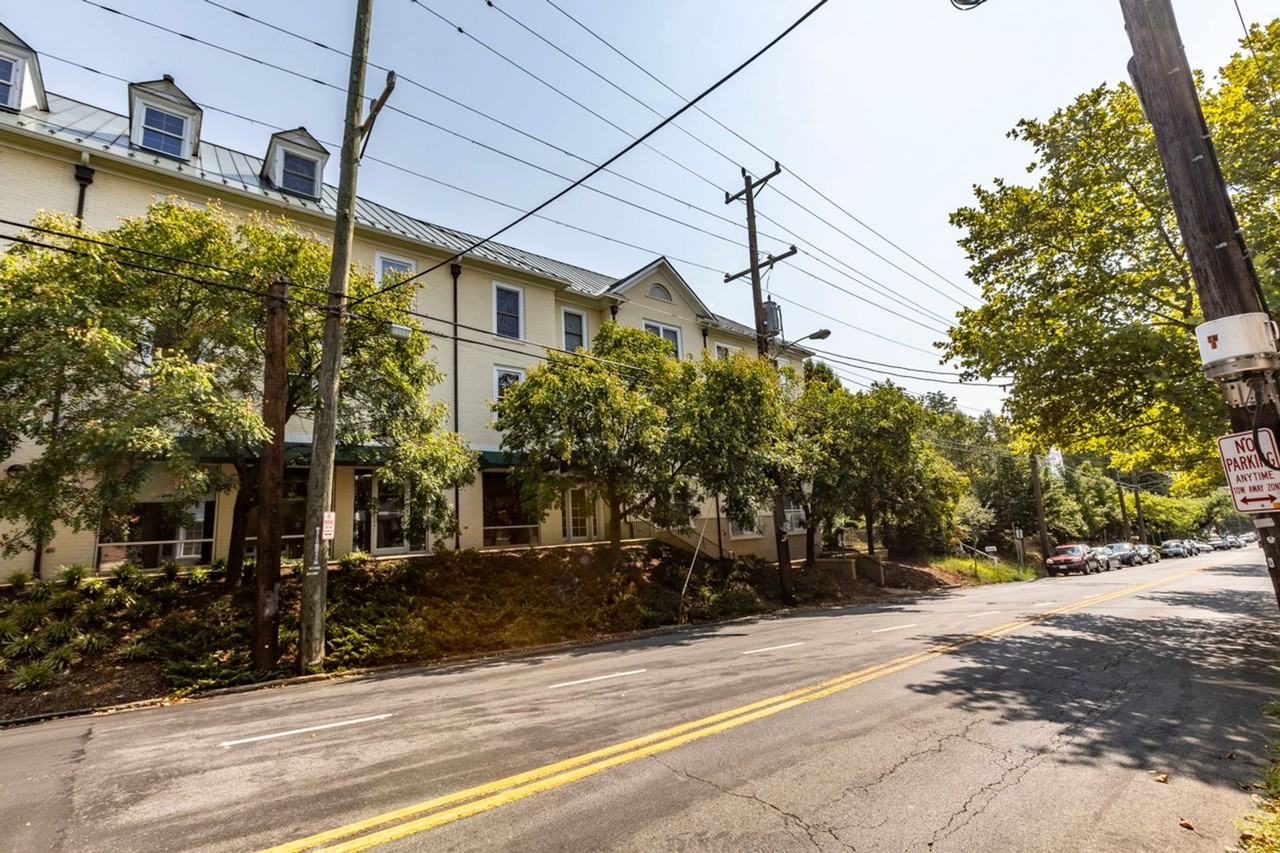 1001 E Market St - Photo 2 of 47