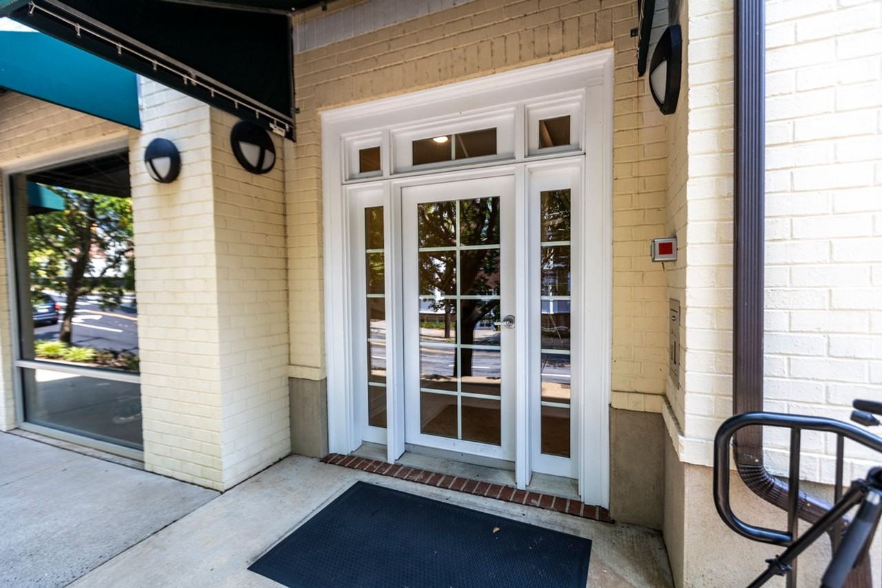 1001 E Market St - Photo 6 of 47