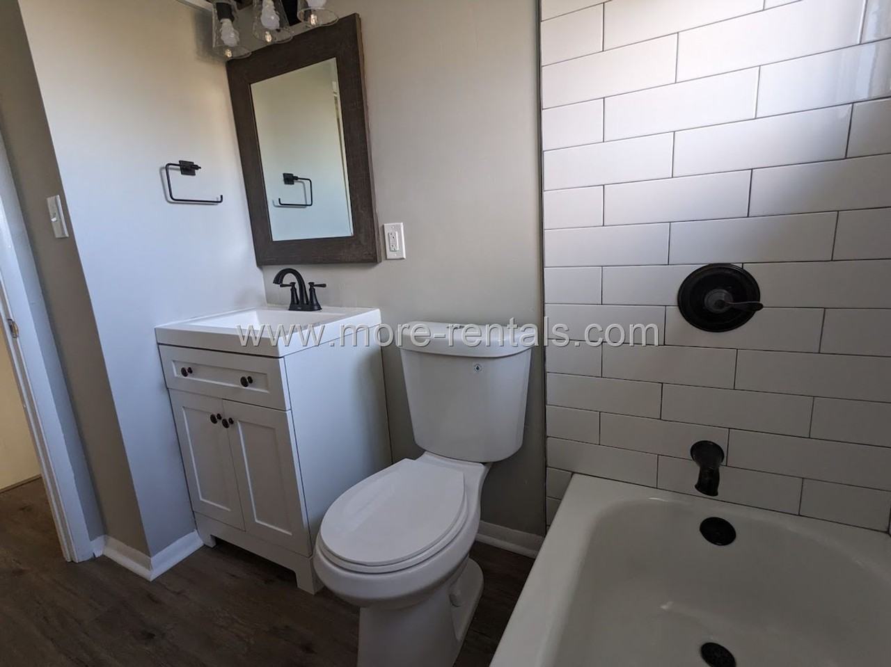 1584 Southfield Dr S - Photo 7 of 13
