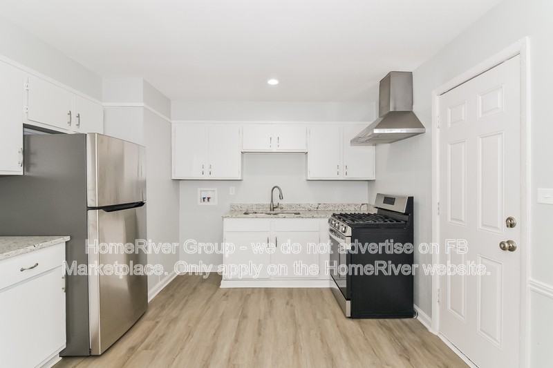 7104 Longview Rd - Photo 6 of 19