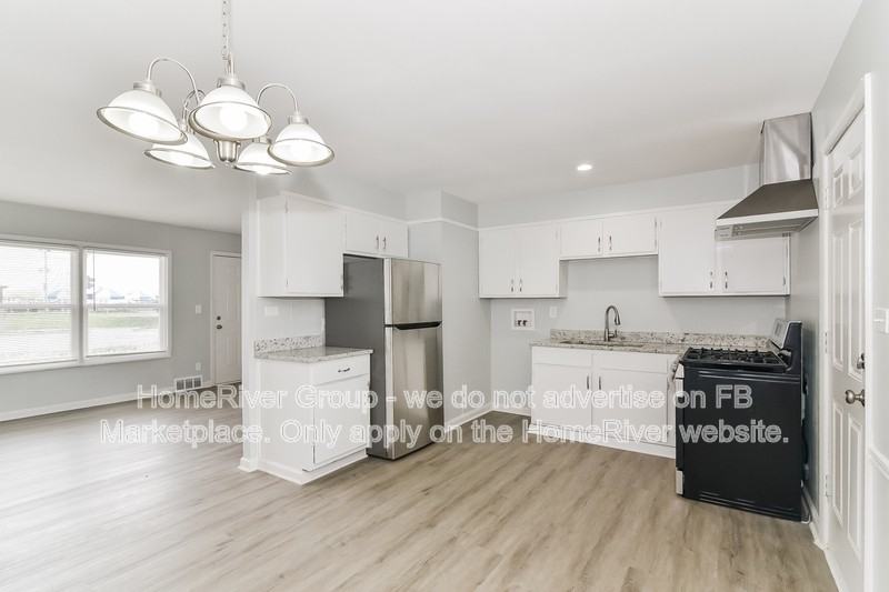 7104 Longview Rd - Photo 7 of 19