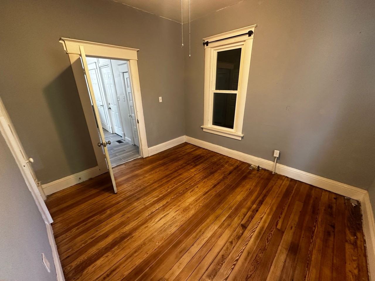 420 S 22nd St - Photo 7 of 11