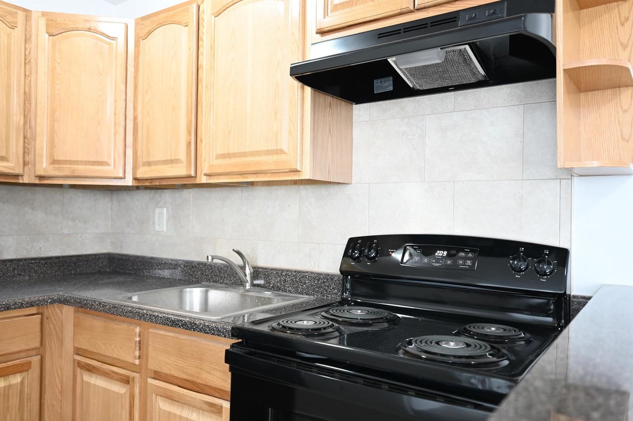 ERP 140 Washington St, LLC - Photo 4 of 31