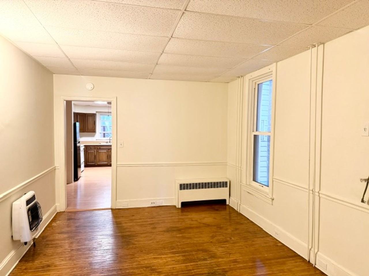 637 W Philadelphia St #1 - Photo 4 of 16