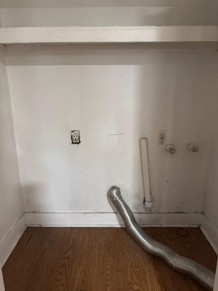 8217 N 10th St Frnt - Photo 3 of 20