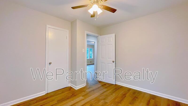 2744 Fairlane Dr Se - Photo 7 of 21