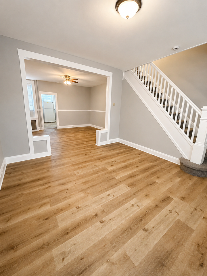 1215 N Ellwood Ave - Photo 2 of 17