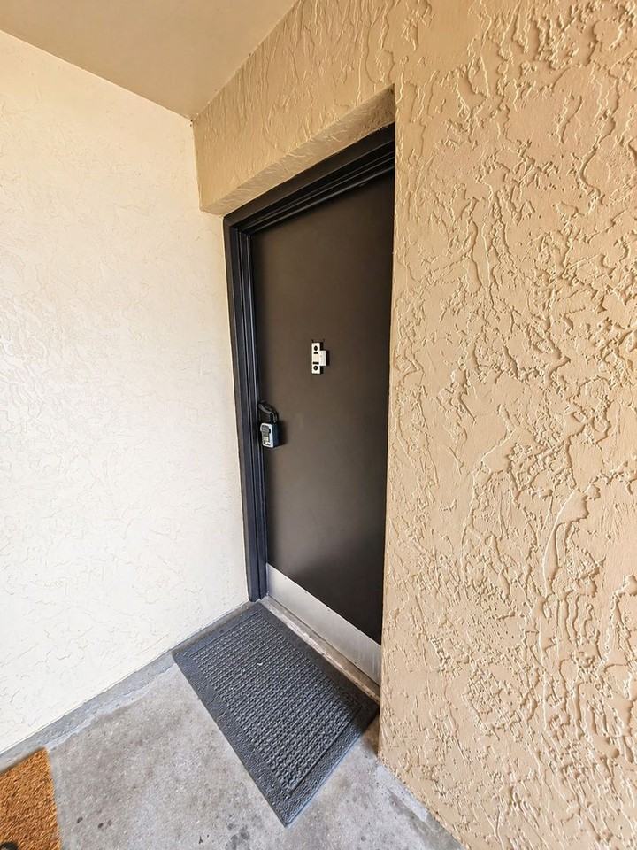 5820 N Church Ave #112 - Photo 2 of 22