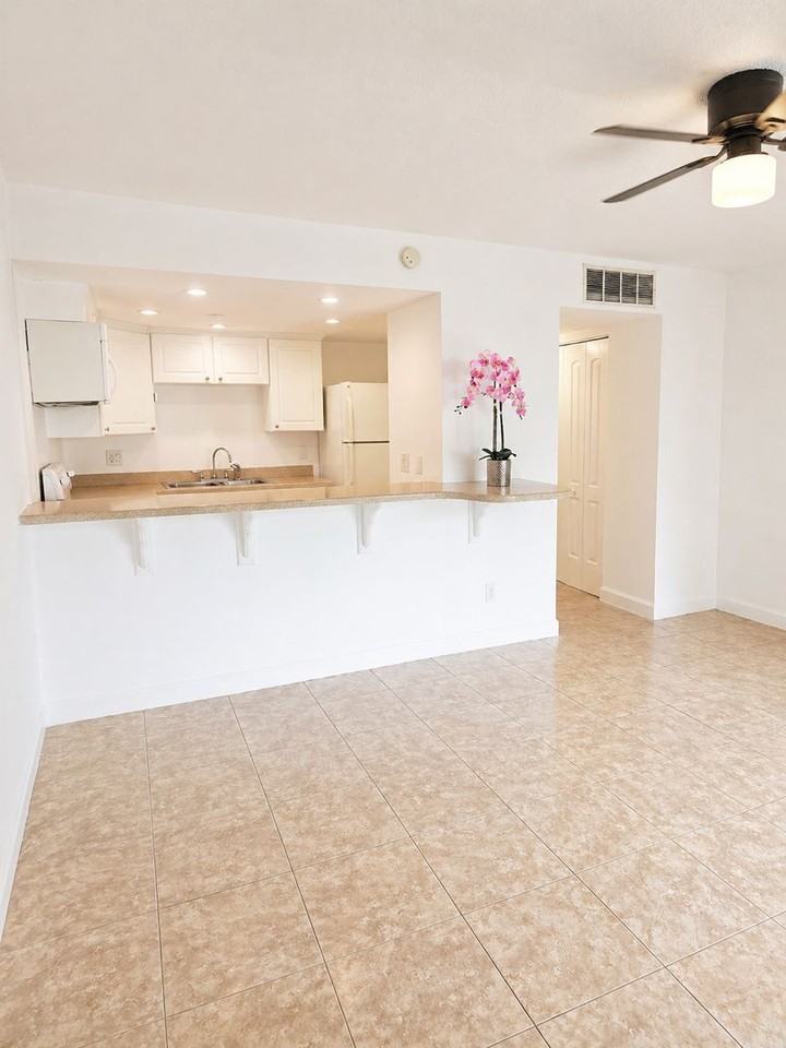 5820 N Church Ave #112 - Photo 6 of 22