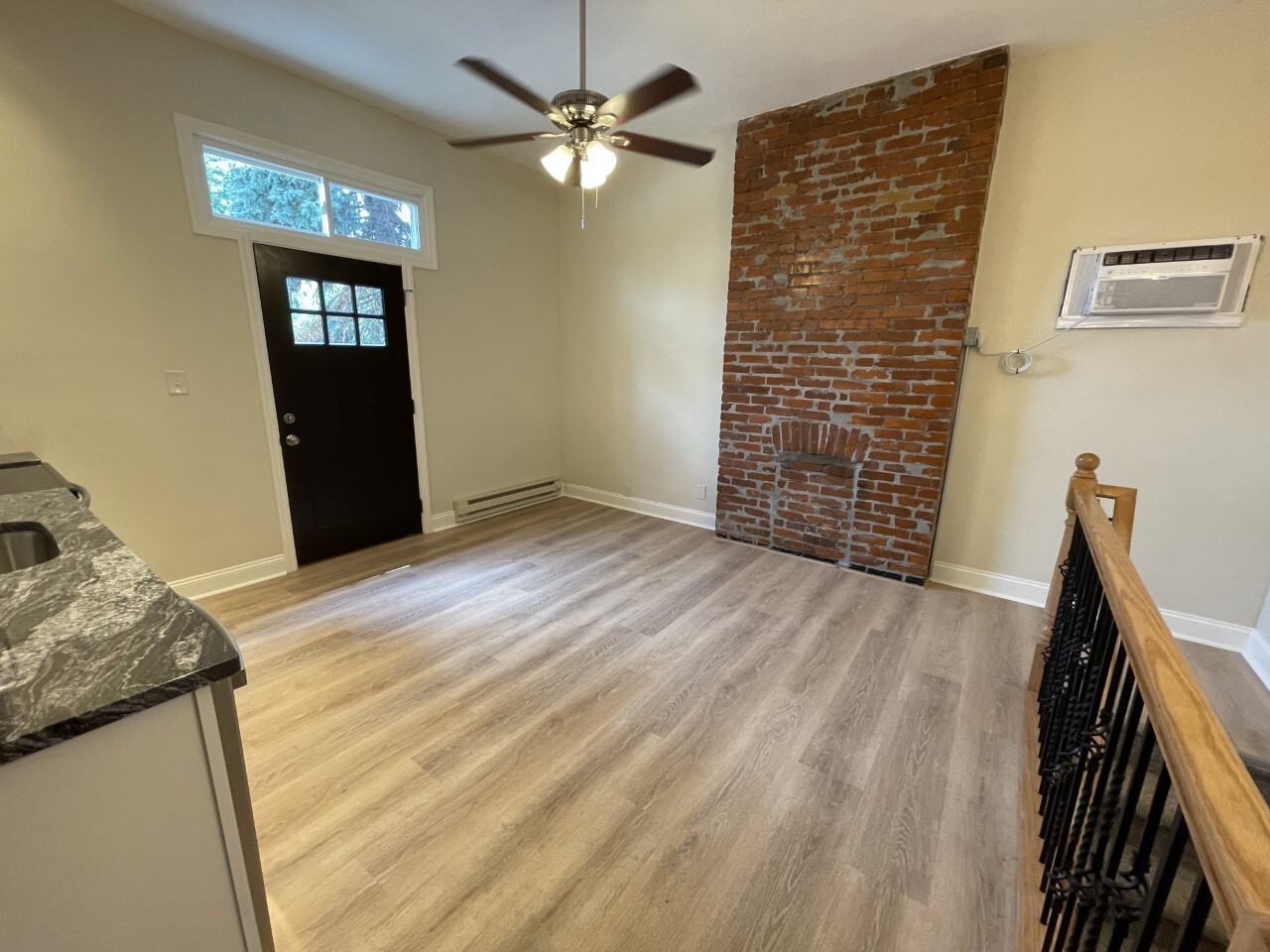 300 S Fairmount Street - Photo 3 of 14