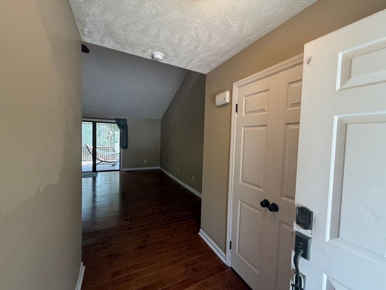 332 Quail Holw - Photo 3 of 46