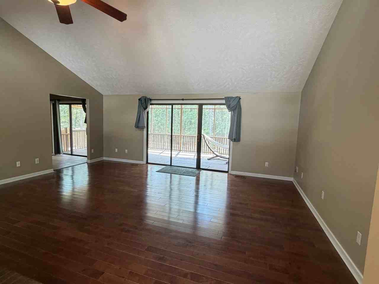 332 Quail Holw - Photo 4 of 46