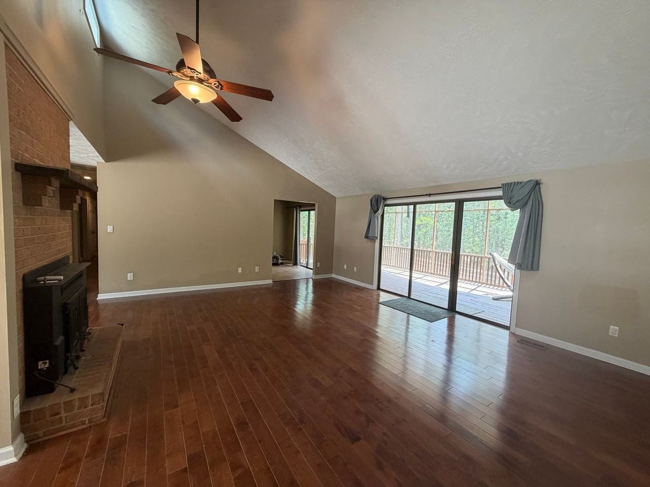 332 Quail Holw - Photo 5 of 46