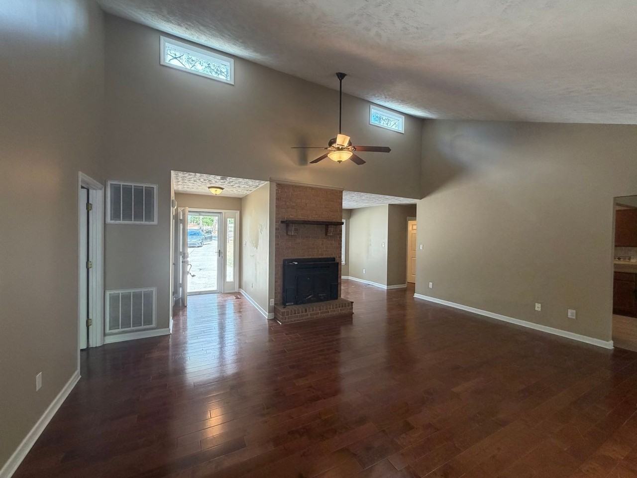 332 Quail Holw - Photo 6 of 46