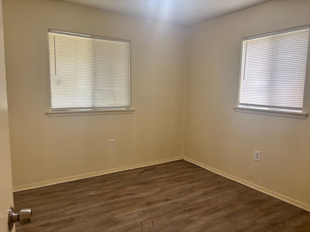 1745 Woody Dr - Photo 6 of 12