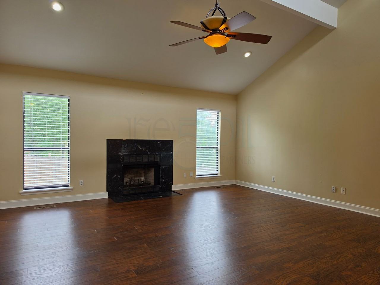 6 Woodlore Ct - Photo 4 of 50