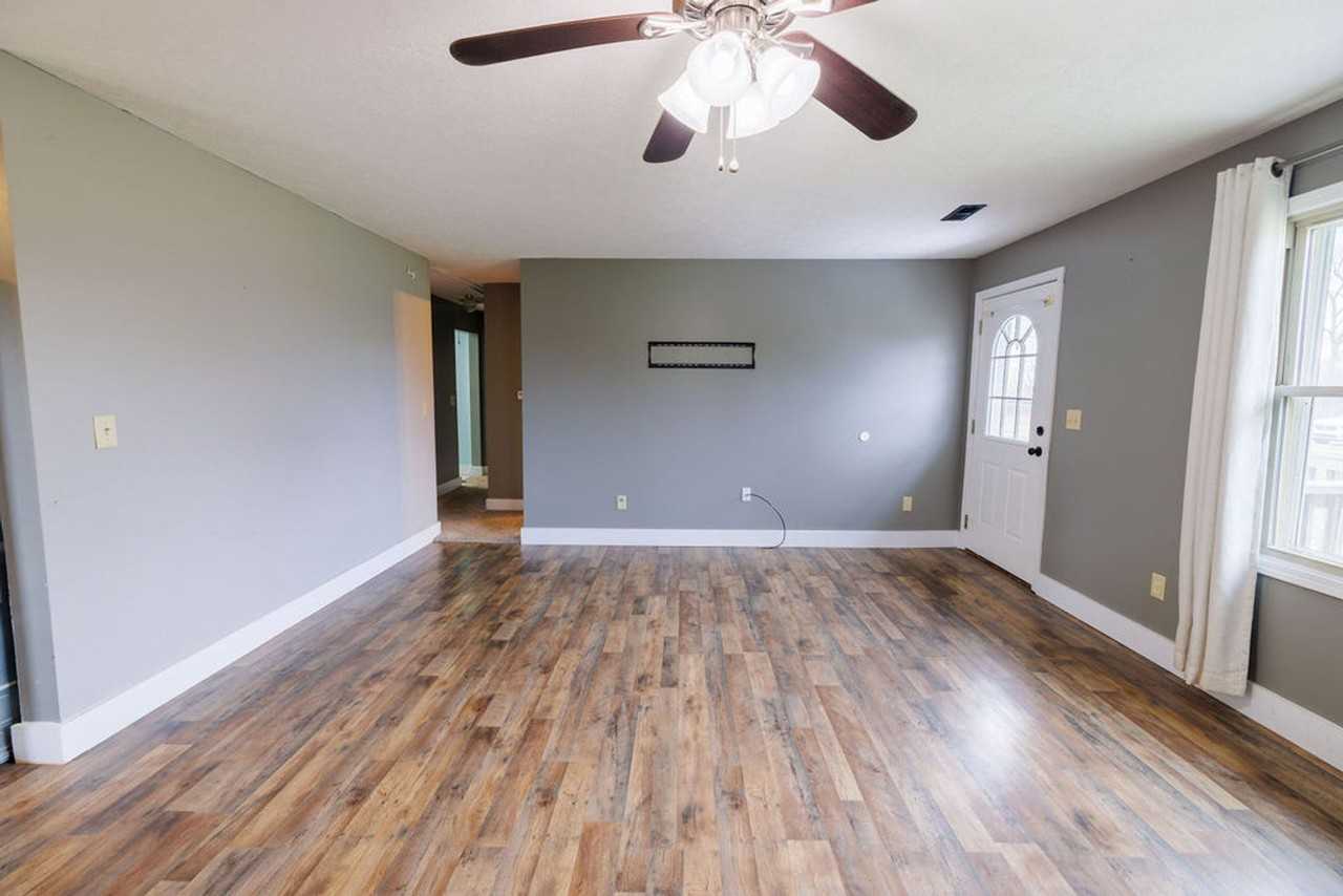 7255 S Burch Rd - Photo 5 of 8
