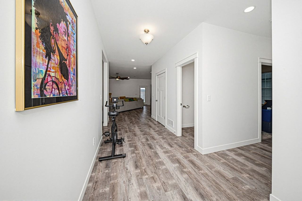 2513 Wren Ln - Photo 6 of 47