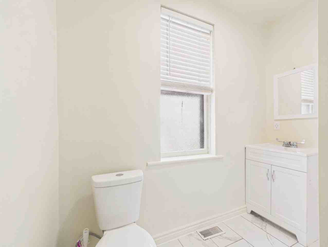 29 S 15th St - Photo 7 of 18